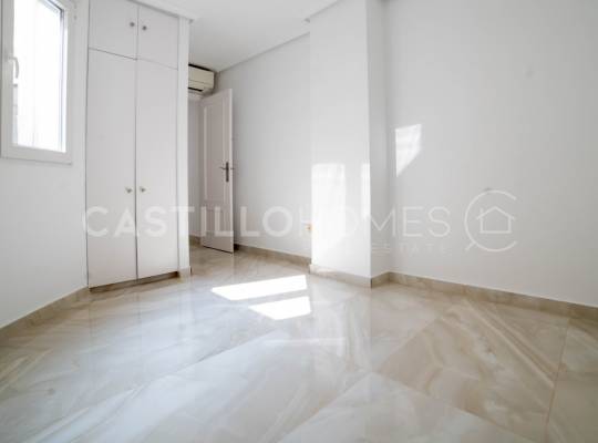 Resale - Appartement - Torrevieja - Centro