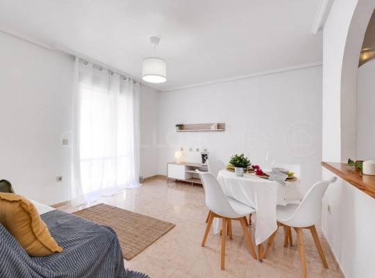 Resale - Appartement - Torrevieja - Centro