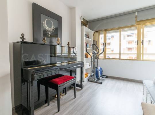 Resale - Appartement - Torrevieja - El Acequión - Los Náufragos