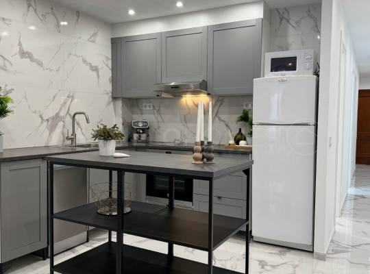 Resale - Appartement - Torrevieja - El Acequión - Los Náufragos