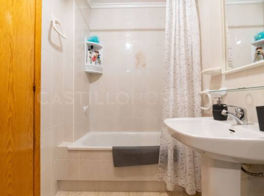 Resale - Appartement - Torrevieja - El Acequión - Los Náufragos