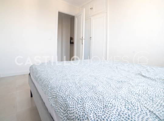 Resale - Appartement - Torrevieja - El Acequión - Los Náufragos