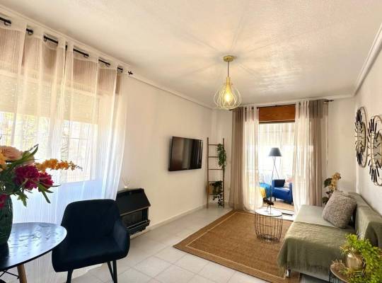 Resale - Appartement - Torrevieja - El Chaparral