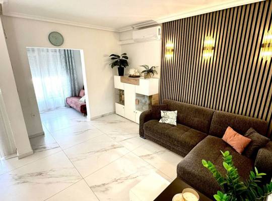 Resale - Appartement - Torrevieja - La Mata