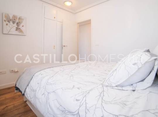 Resale - Appartement - Torrevieja - Nueva Torrevieja - Aguas Nuevas