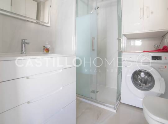 Resale - Appartement - Torrevieja - Playa de El Cura