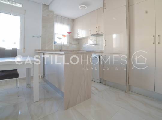 Resale - Appartement - Torrevieja - Playa de El Cura