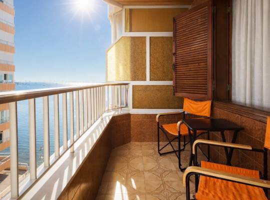 Resale - Appartement - Torrevieja - Playa del Acequión