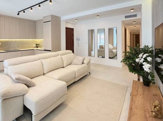 Resale - Appartement - Torrevieja - Playa del Cura