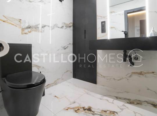 Resale - Appartement - Torrevieja - Playa del Cura