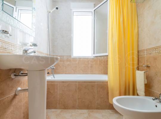 Resale - Appartement - Torrevieja - Playa del Cura