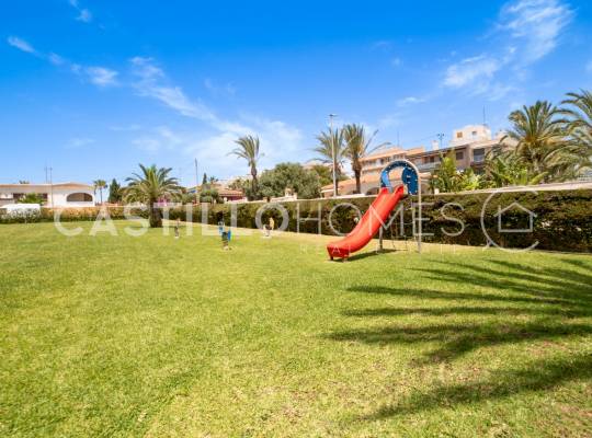 Resale - Appartement - Torrevieja - Punta Prima