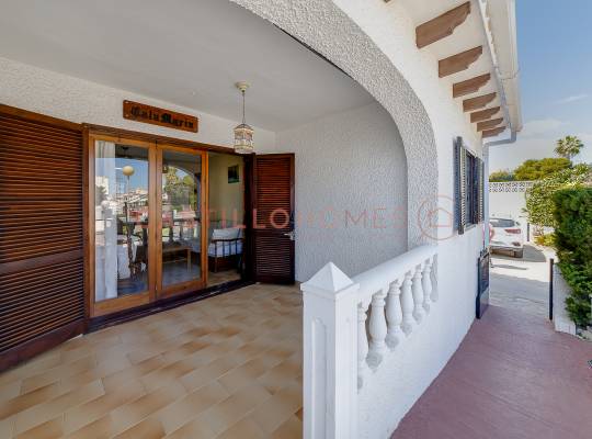 Resale - Bungalow - Orihuela Costa - Cabo roig - La Zenia