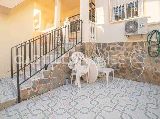 Resale - Bungalow - Orihuela Costa - La Florida