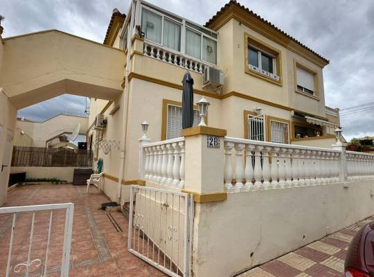 Resale - Bungalow - Orihuela Costa - La Florida