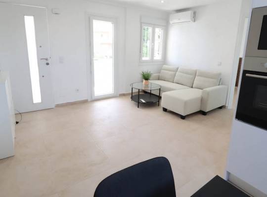 Resale - Bungalow - Orihuela Costa - La Zenia