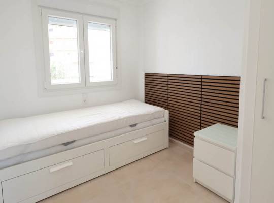 Resale - Bungalow - Orihuela Costa - La Zenia