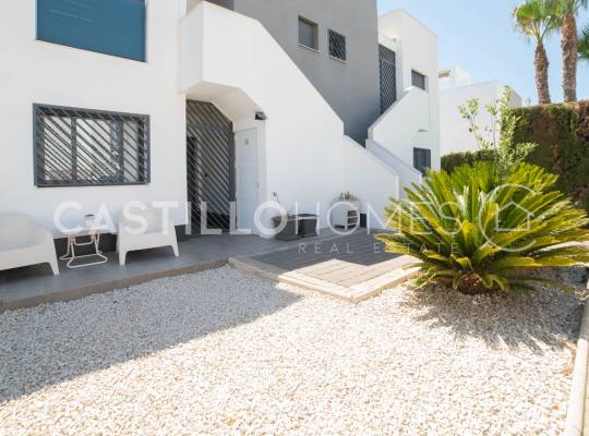 Resale - Bungalow - Orihuela Costa - La Zenia