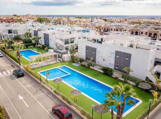 Resale - Bungalow - Torrevieja - Centro