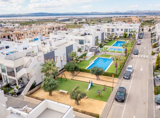 Resale - Bungalow - Torrevieja - Centro
