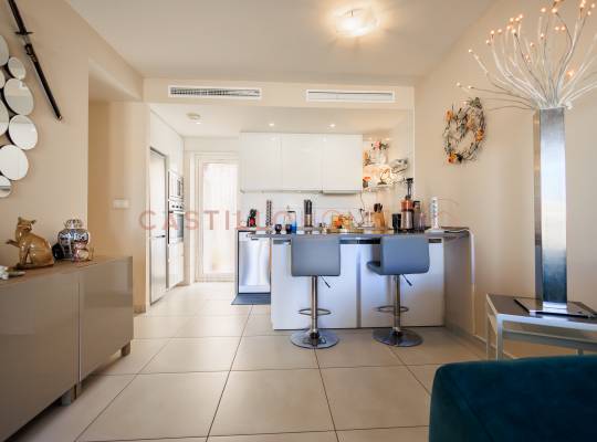 Resale - Bungalow - Torrevieja - Centro
