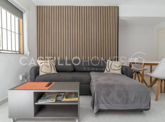 Resale - Bungalow - Torrevieja - La Siesta - El Salado -  Torreta