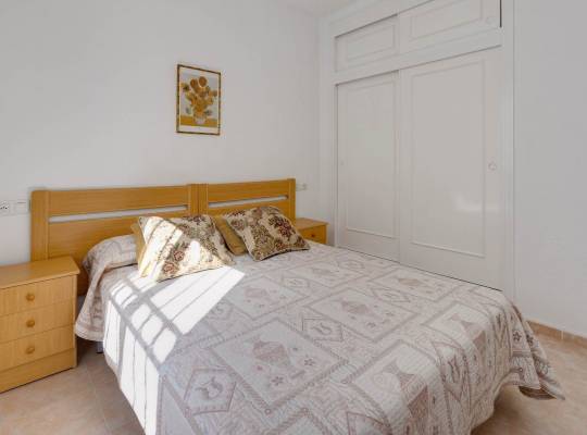 Resale - Bungalow - Torrevieja - Playa Los Naufragos