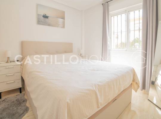 Resale - Lägenhet - Orihuela Costa - Villamartín