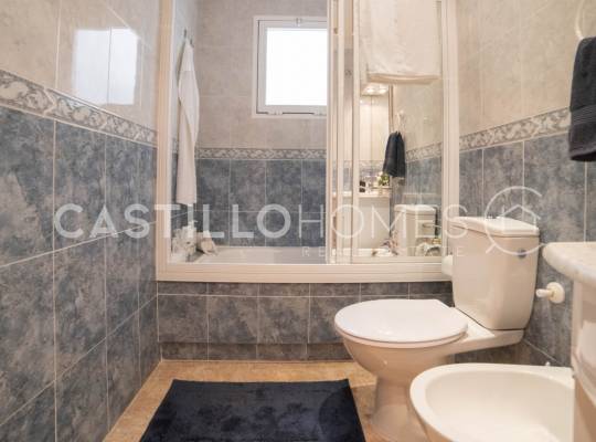 Resale - Lägenhet - Torrevieja - Centro