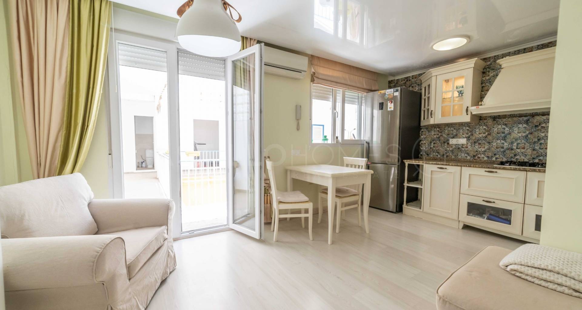 Resale - Lägenhet - Torrevieja - Centro