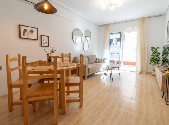Resale - Lägenhet - Torrevieja - Centro