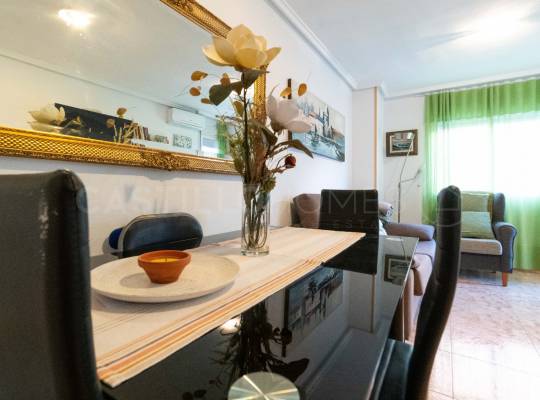 Resale - Lägenhet - Torrevieja - Centro