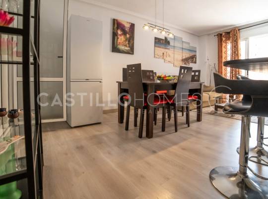 Resale - Lägenhet - Torrevieja - Centro