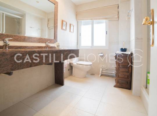 Resale - Lägenhet - Torrevieja - Centro