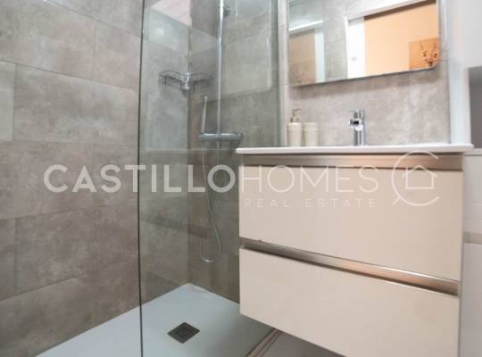 Resale - Lägenhet - Torrevieja - El acequión