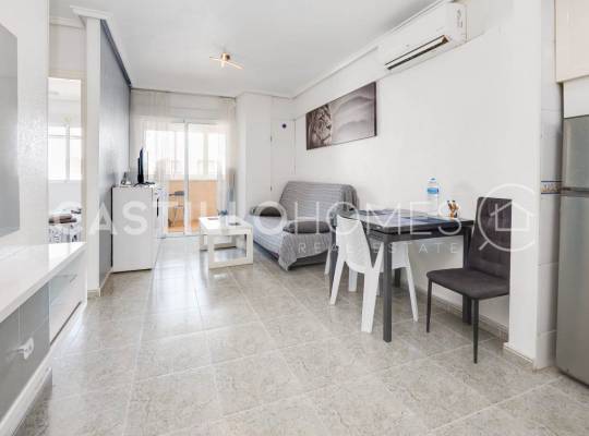 Resale - Lägenhet - Torrevieja - Playa de los Locos