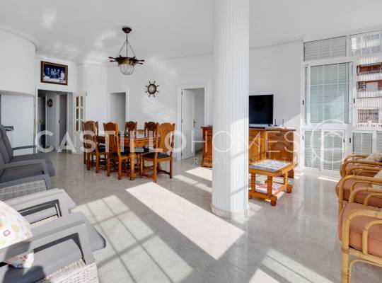 Resale - Lägenhet - Torrevieja - Playa del Acequión