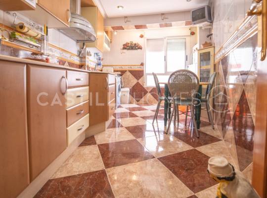 Resale - Lägenhet - Torrevieja - Playa del Acequión