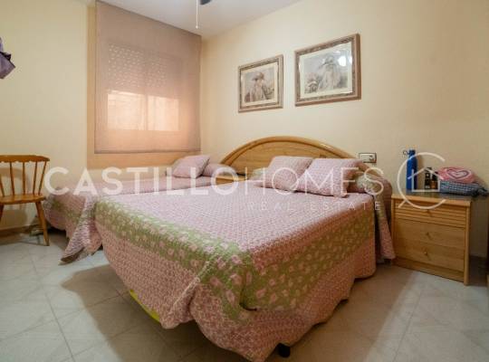 Resale - Lägenhet - Torrevieja - Playa del Cura