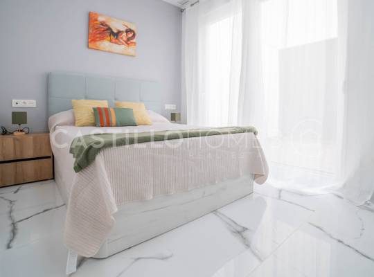 Resale - Lägenhet - Torrevieja - Playa del Cura