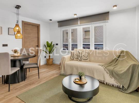 Resale - Lägenhet - Torrevieja - Playa Los Naufragos