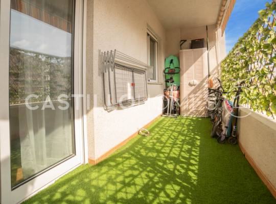 Resale - Lägenhet - Torrevieja - Sector 25