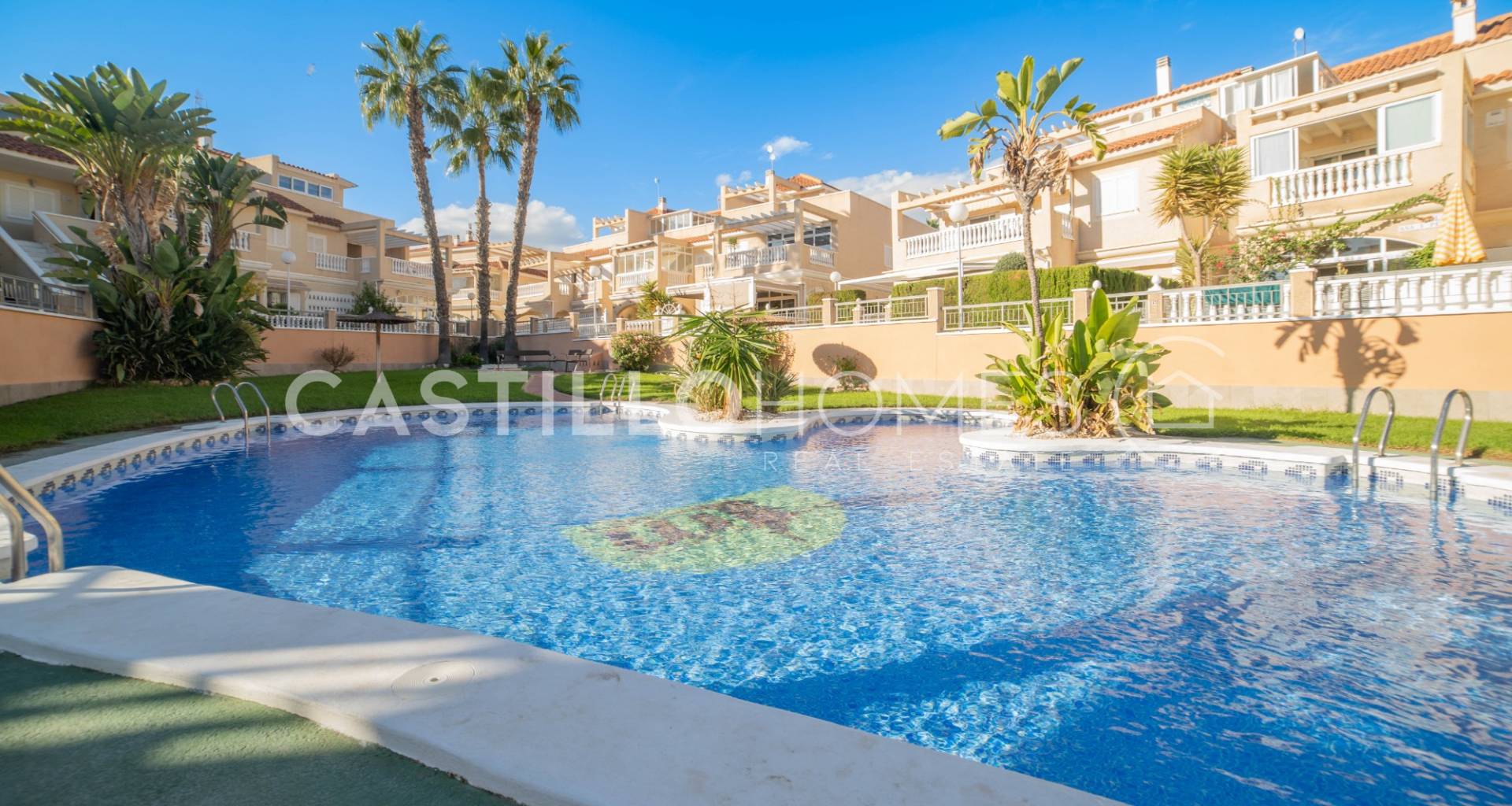 Resale - Maison jumelée - Orihuela Costa - La Zenia