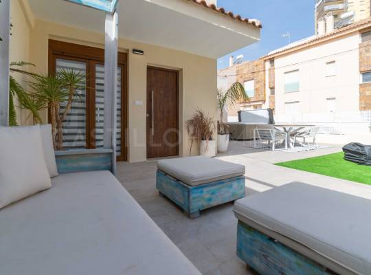 Resale - Maison jumelée -  - Santiago De La Ribera