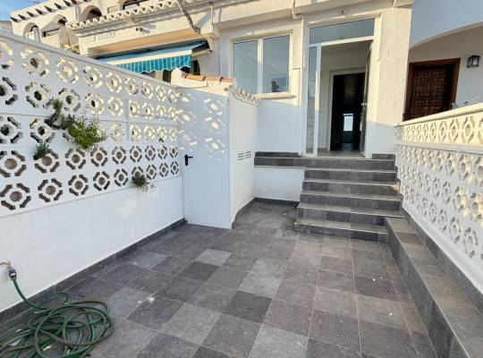 Resale - Maison jumelée - Torrevieja - La Mata