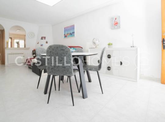 Resale - Maison jumelée - Torrevieja - La Mata