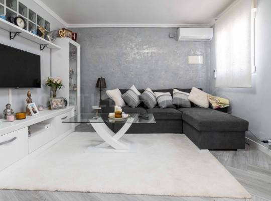 Resale - Maison jumelée - Torrevieja - La Siesta - El Salado -  Torreta