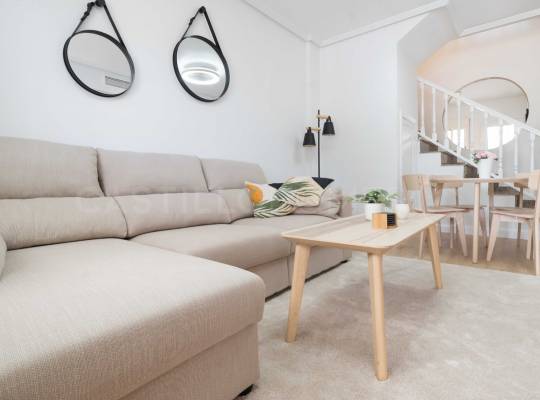 Resale - Radhus - Orihuela Costa - Punta Prima