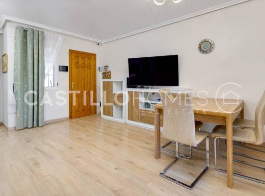 Resale - Radhus - Torrevieja - Aguas Nuevas
