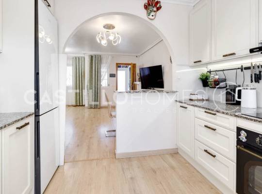 Resale - Radhus - Torrevieja - Aguas Nuevas